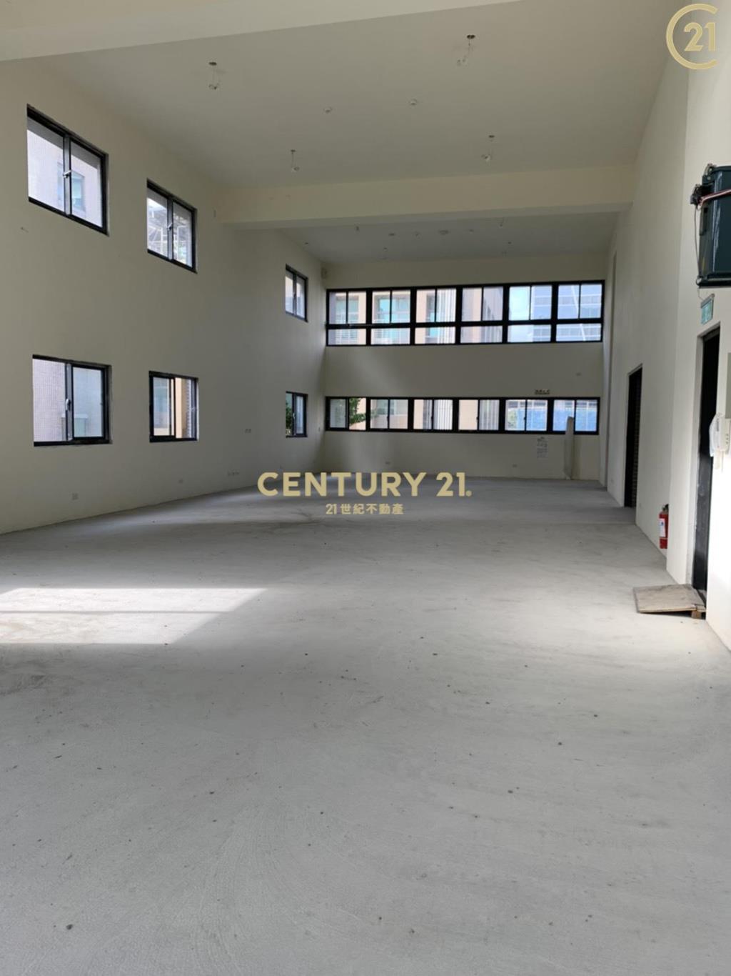 內湖安美河景商辦