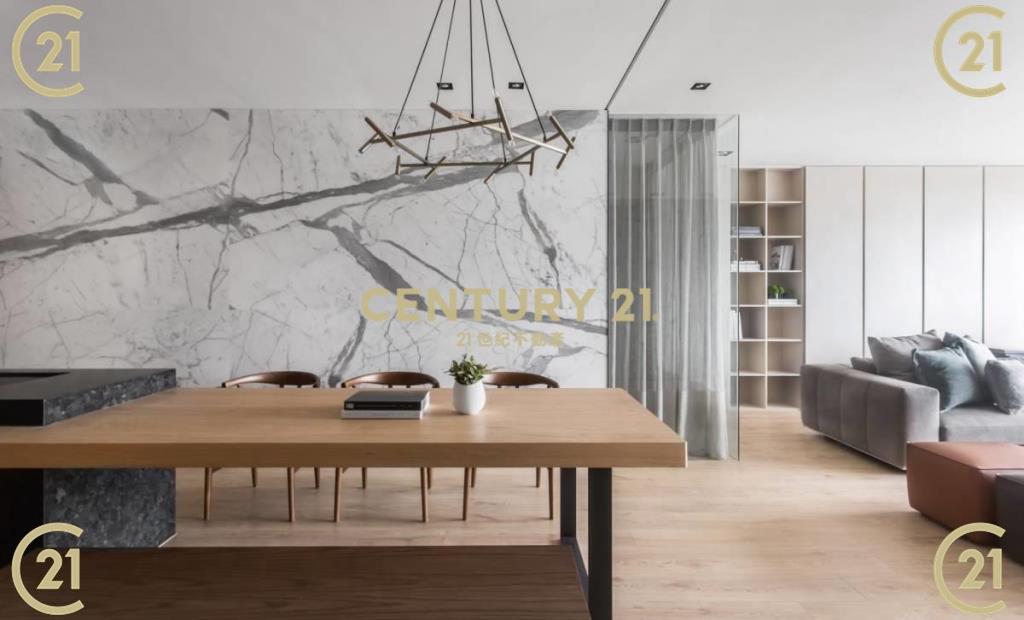 名人15樓山景4房~車位另買