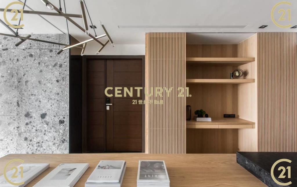 名人15樓山景4房~車位另買