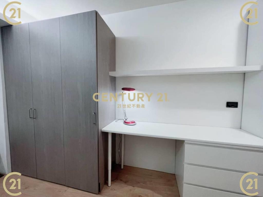 名人15樓山景4房~車位另買