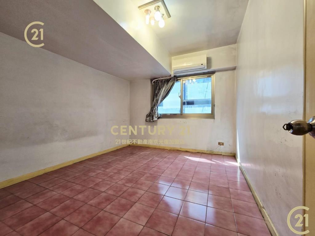 南京三民捷運3房~車可租