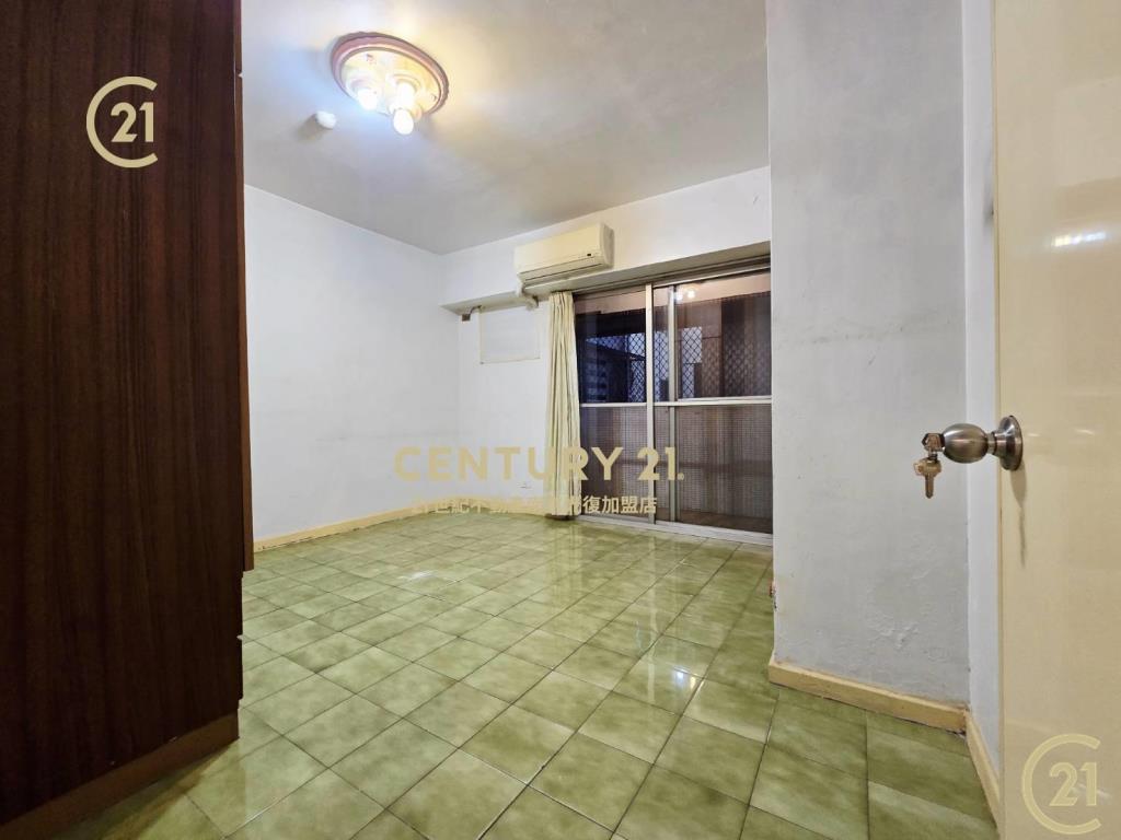 南京三民捷運3房~車可租