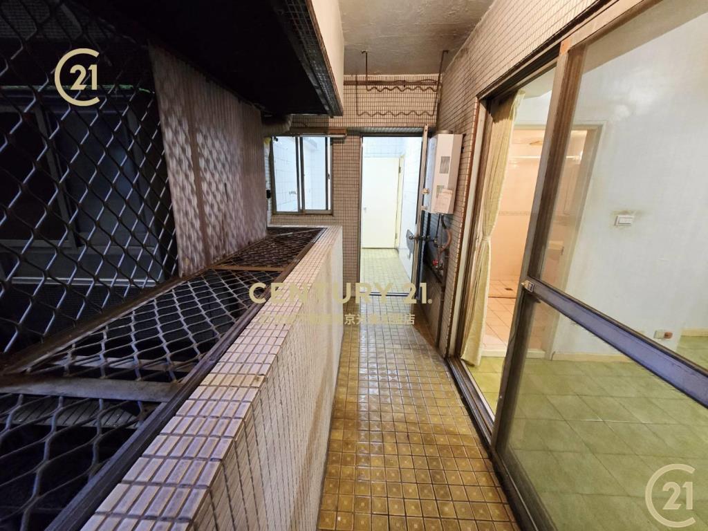 南京三民捷運3房~車可租