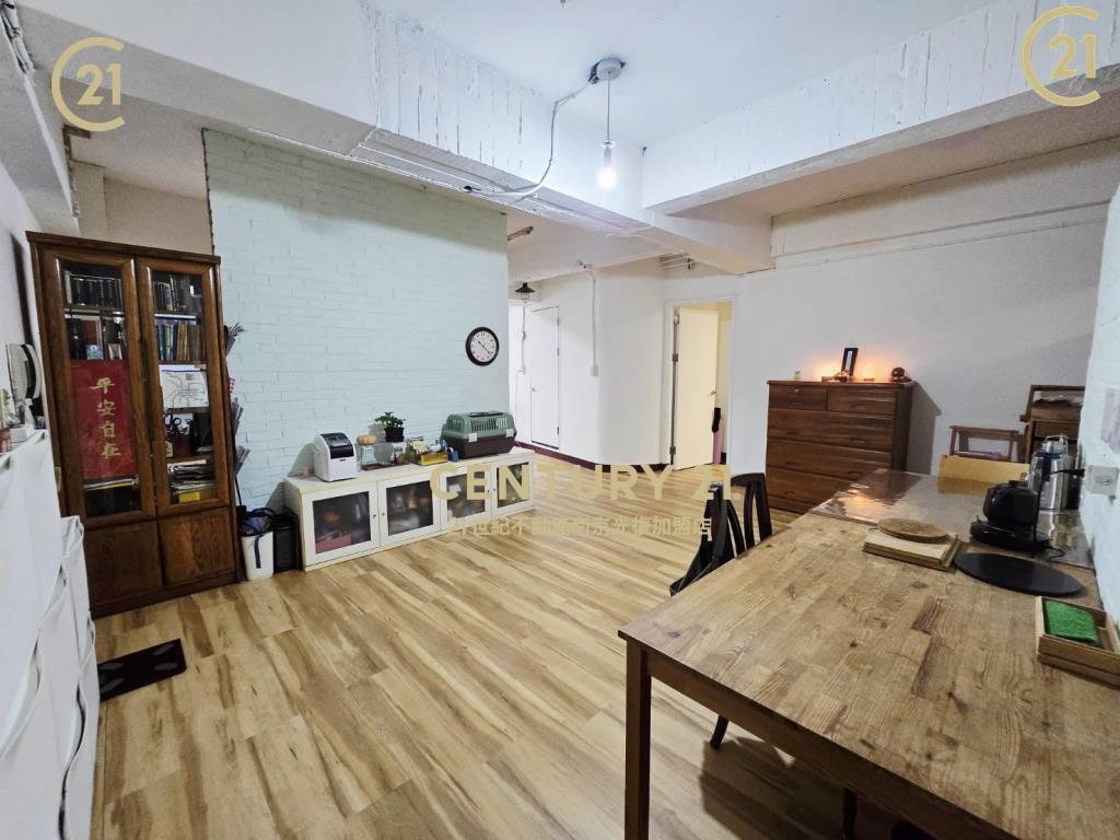 南京三民歌林美3房~車可排