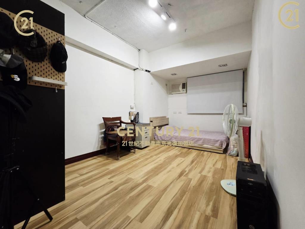 南京三民歌林美3房~車可排