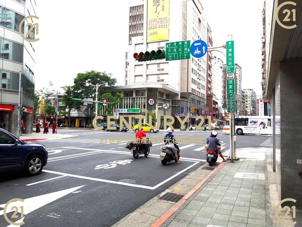 八德光復大馬路金店~坡車