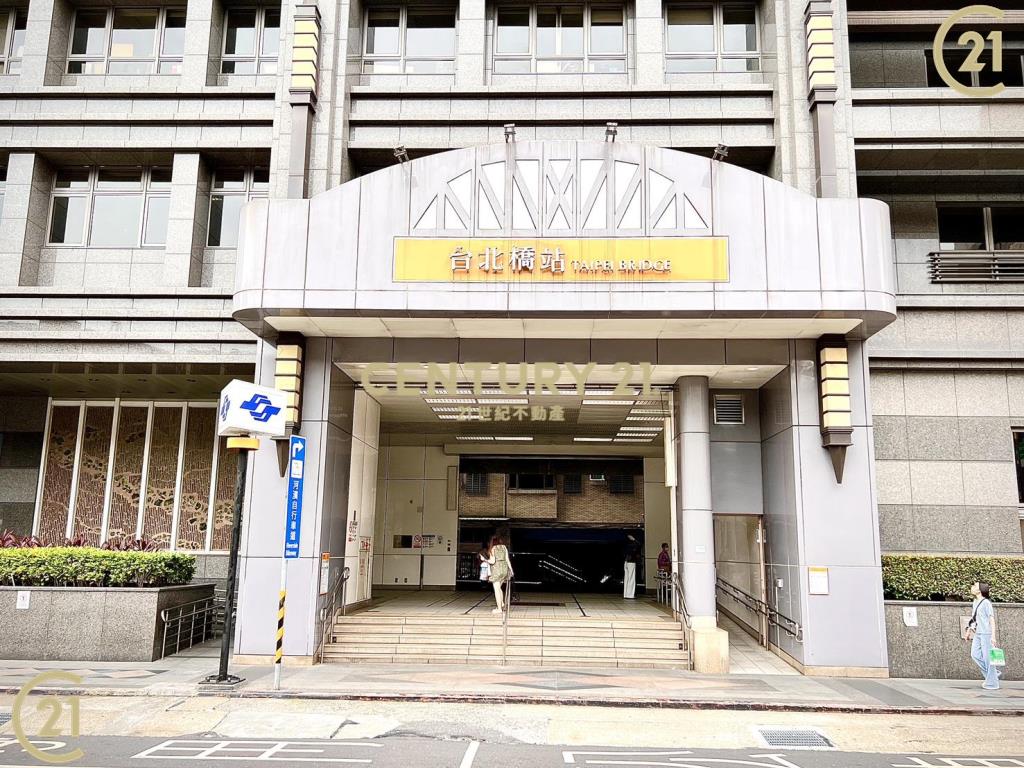 拾初明昕全新1房有陽台近捷運台北橋站
