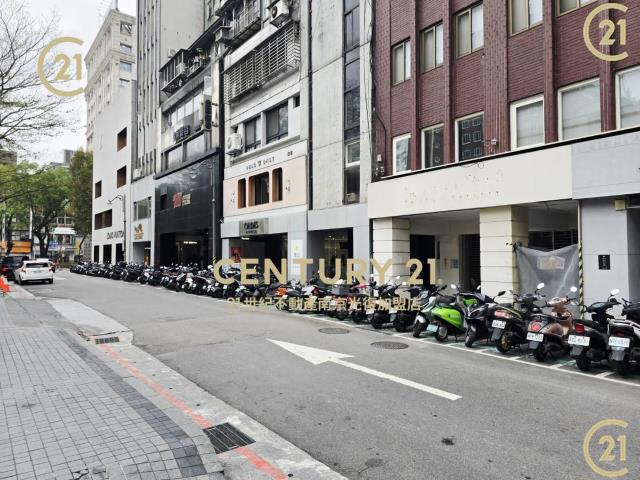 晶華酒店旁~精品店面