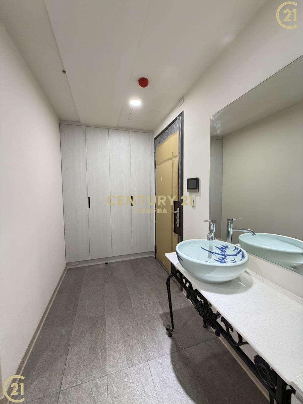 台北灣銀座2房+車位