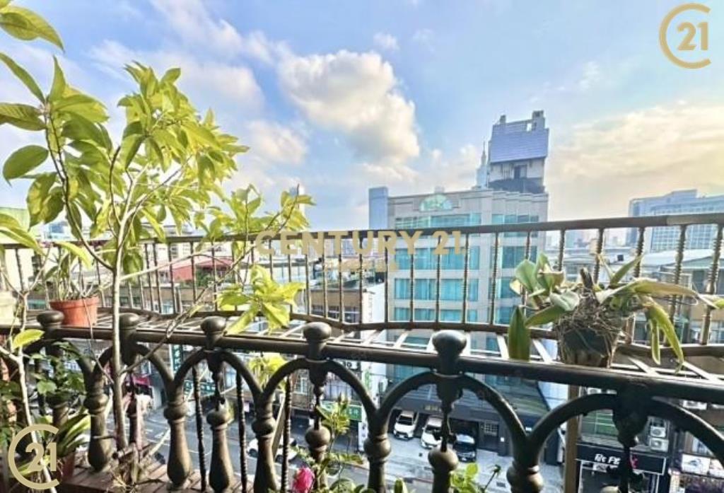 京華光明四房華廈