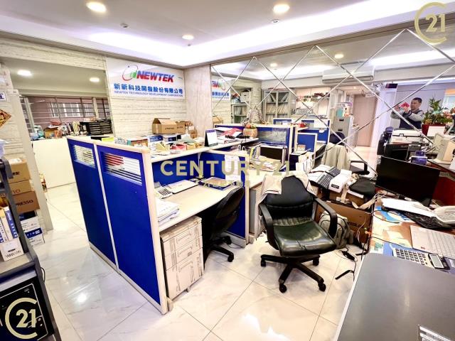 喜來登精美四房大廈