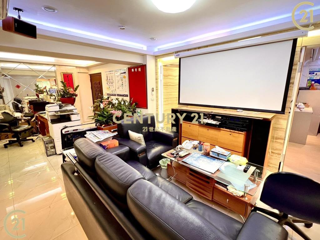 喜來登精美四房大廈