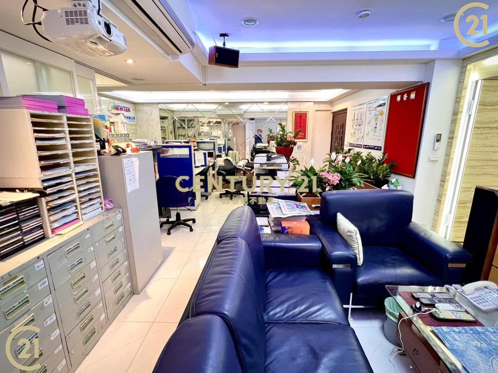 喜來登精美四房大廈