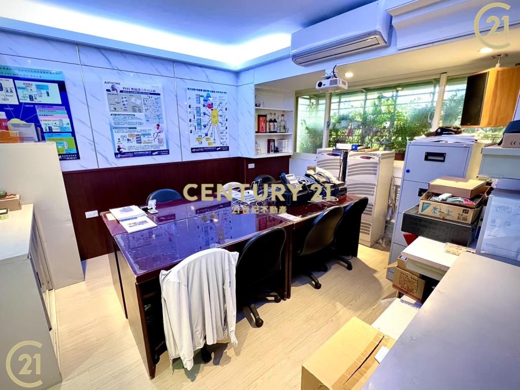 喜來登精美四房大廈