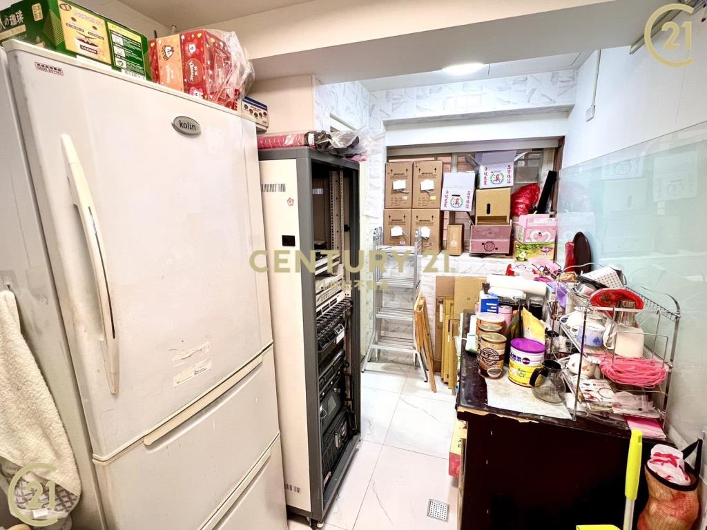 喜來登精美四房大廈