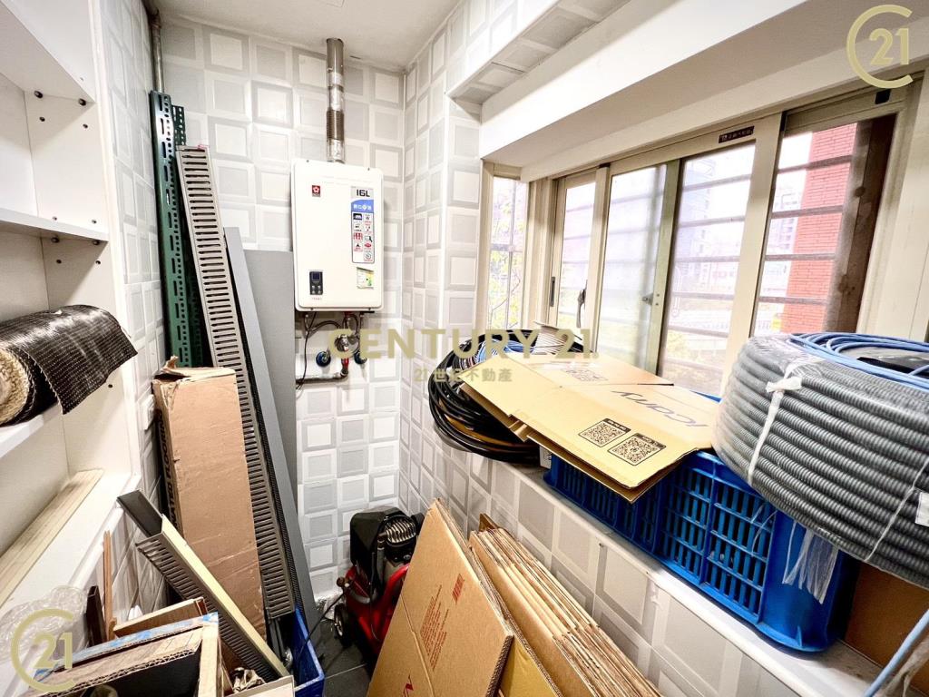 喜來登精美四房大廈