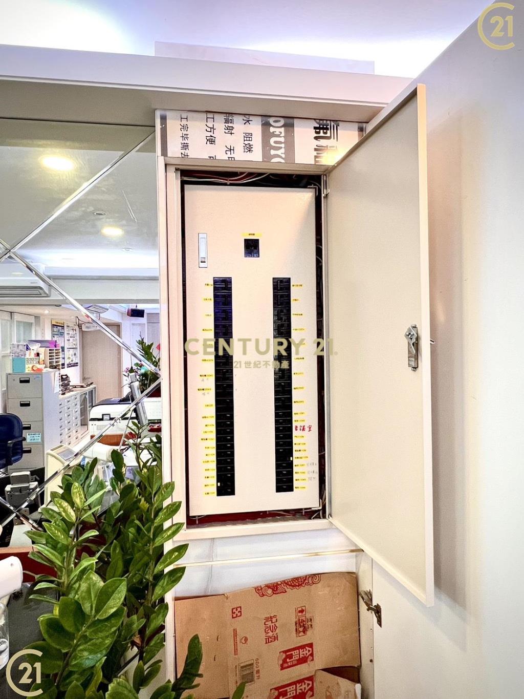 喜來登精美四房大廈