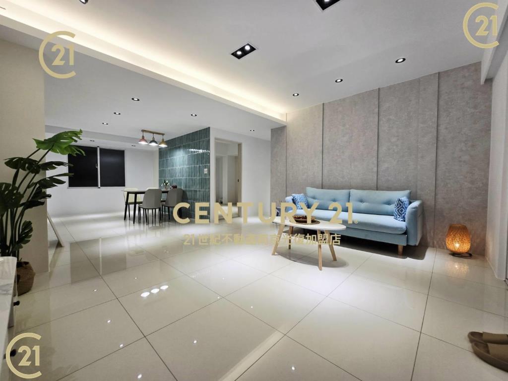 麗山國中美妝一樓~門前可停車