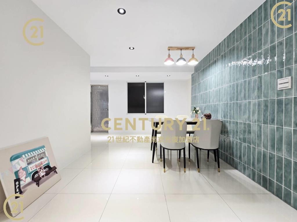 麗山國中美妝一樓~門前可停車