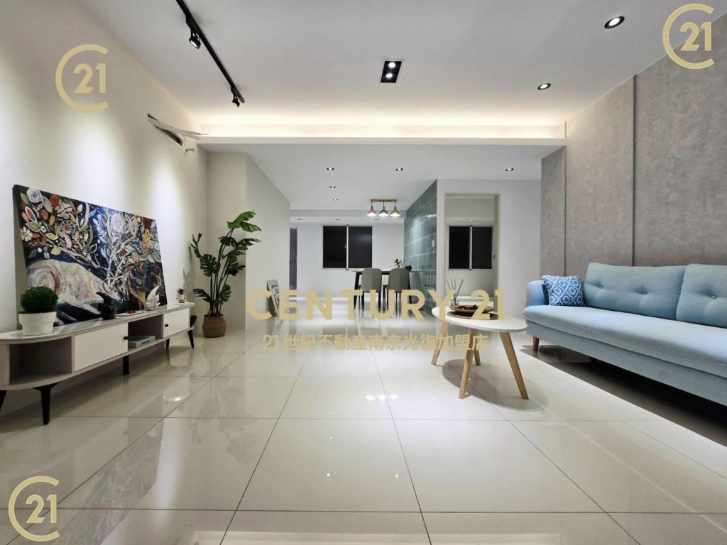 麗山國中美妝一樓~門前可停車