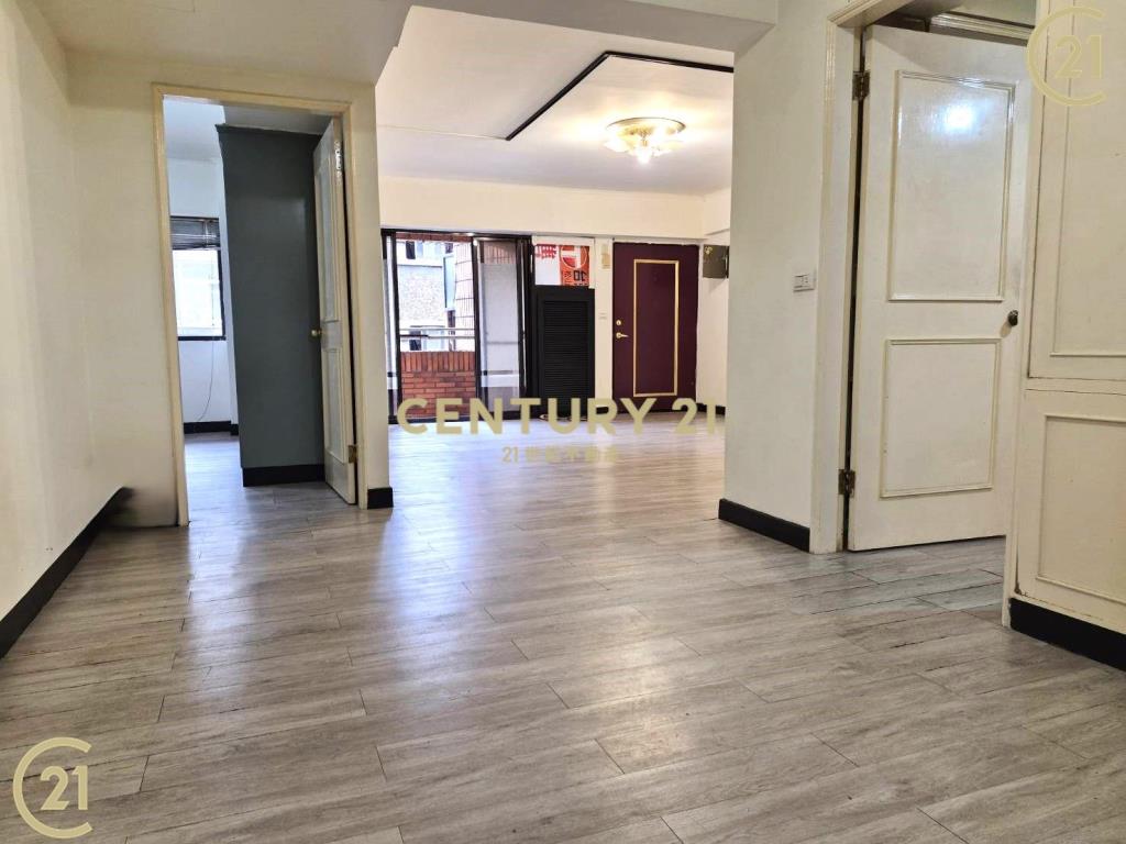 超低公設芝蘭華廈三房