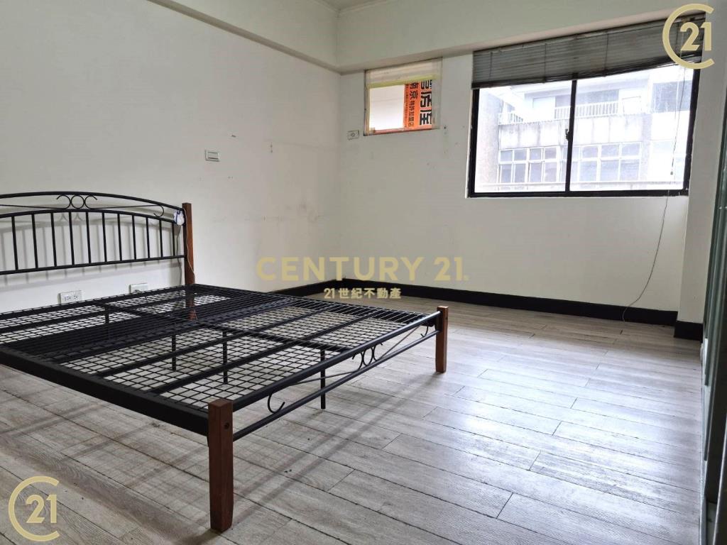 超低公設芝蘭華廈三房