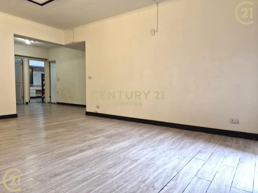 超低公設芝蘭華廈三房