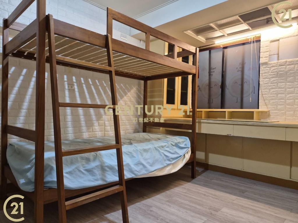 超低公設芝蘭華廈三房