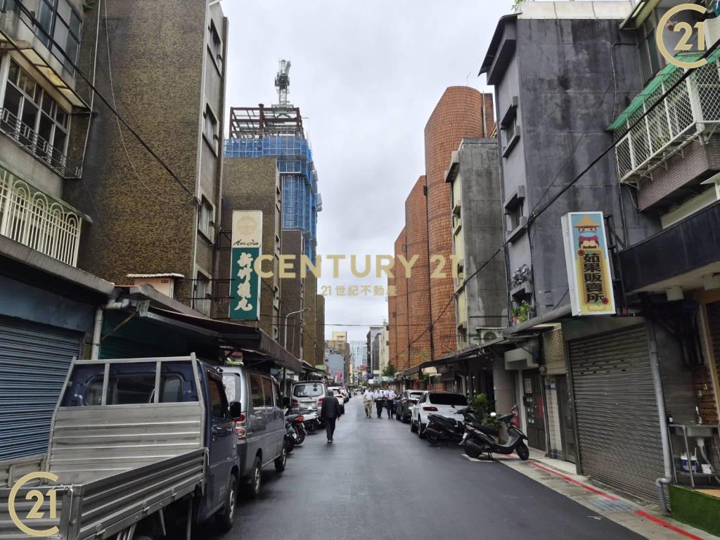 超低公設芝蘭華廈三房