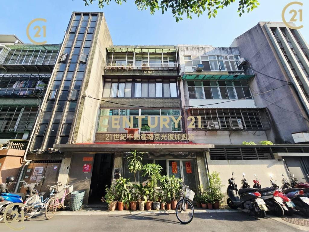 敦化介壽學區2樓~小巨蛋都更美寓
