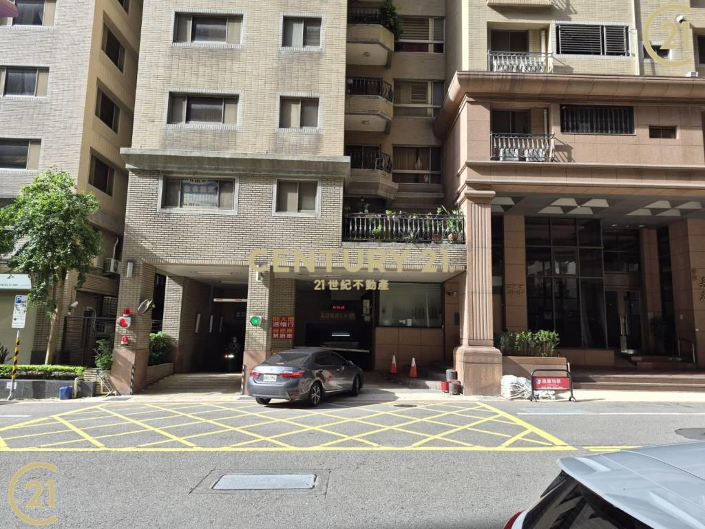 竹城采都高樓層+大露台