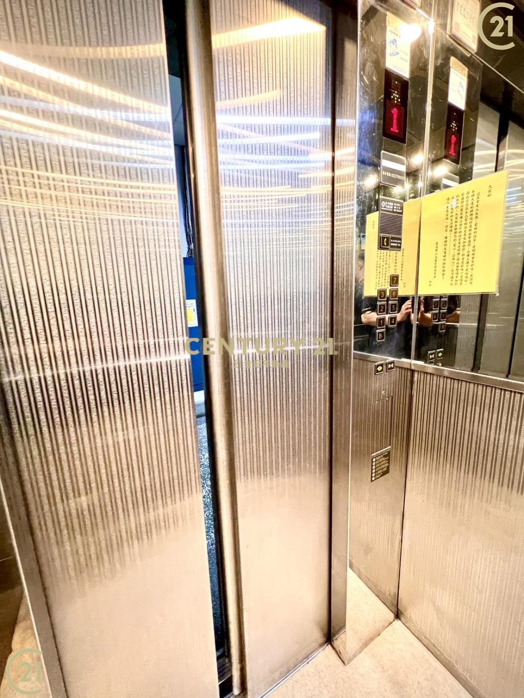 永安市場站低總2房華廈
