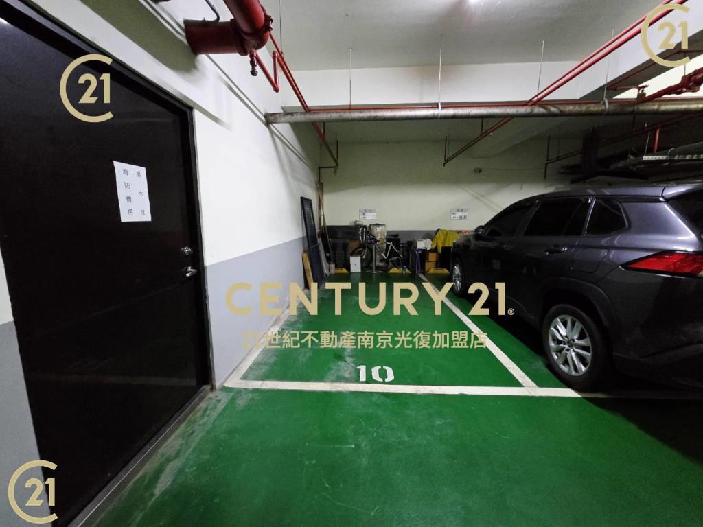 東星鋼骨4房附車位