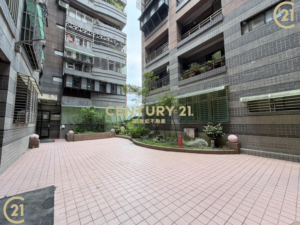 宜蘭五結中興大廈一樓