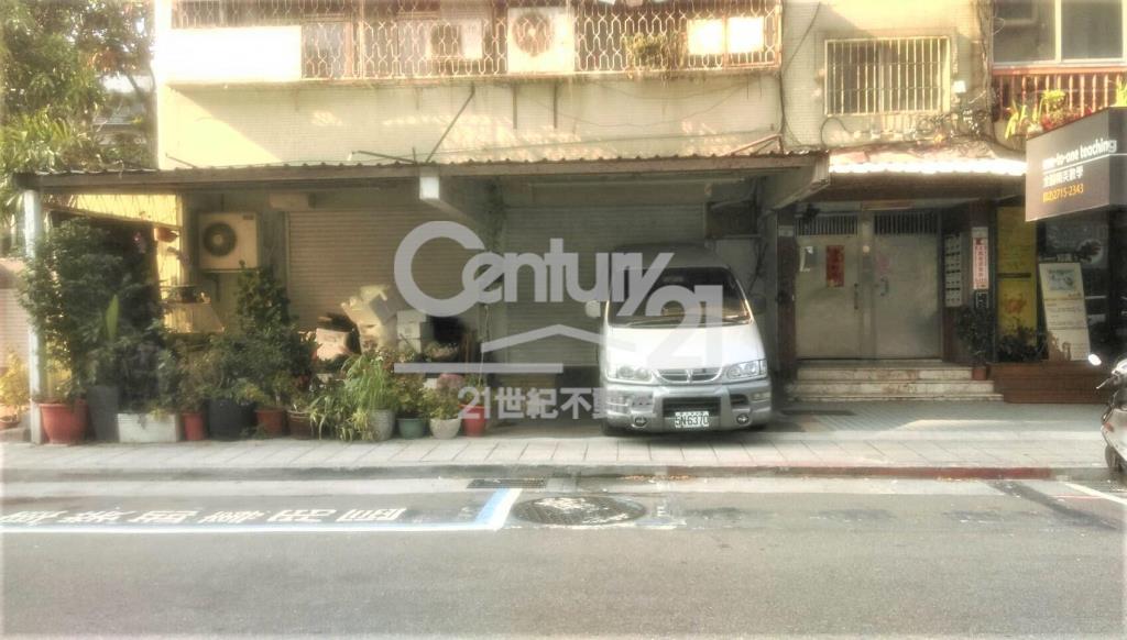 光復北路人潮金店