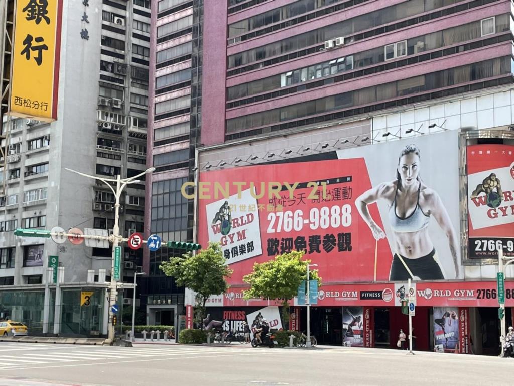 正南京東路面寬金店面