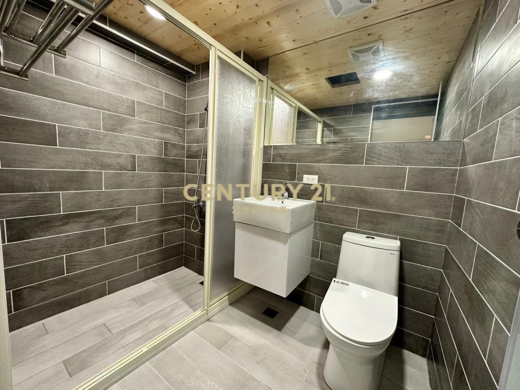 三民捷運電梯收租屋