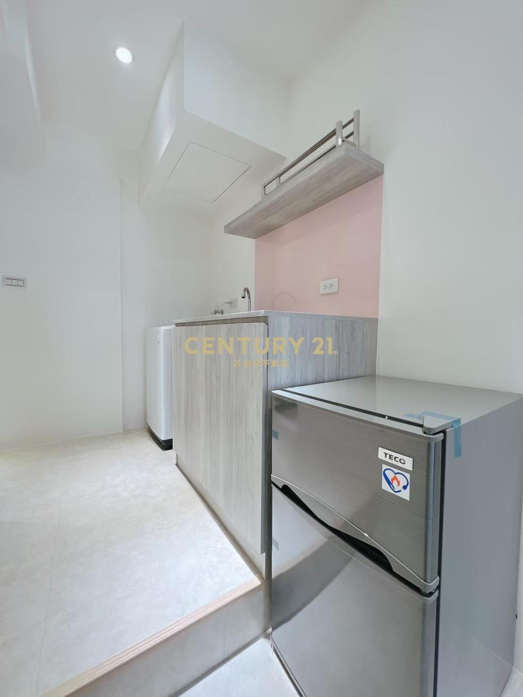 三民捷運電梯收租屋