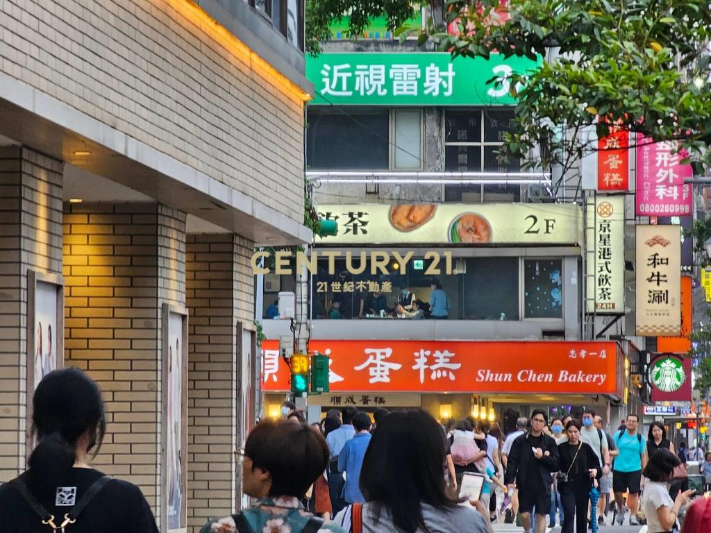 忠孝敦化捷運金店面