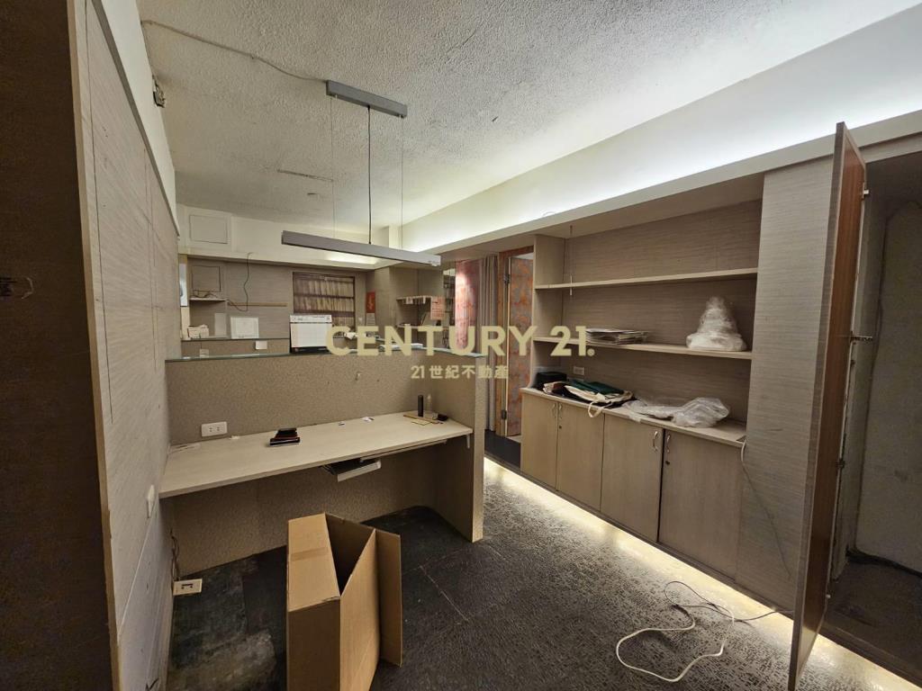 民生鑽石金店面