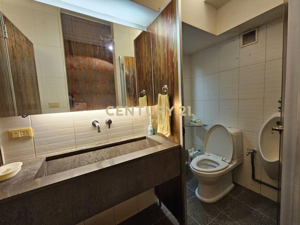 民生鑽石金店面