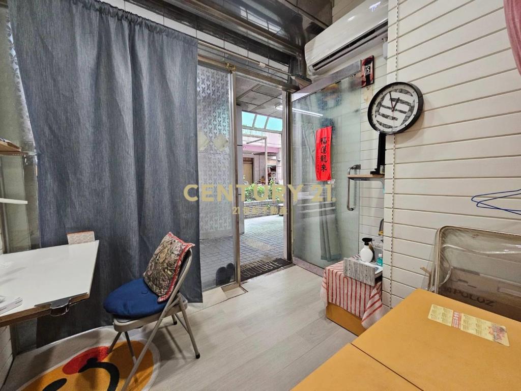 松山車站精緻商鋪