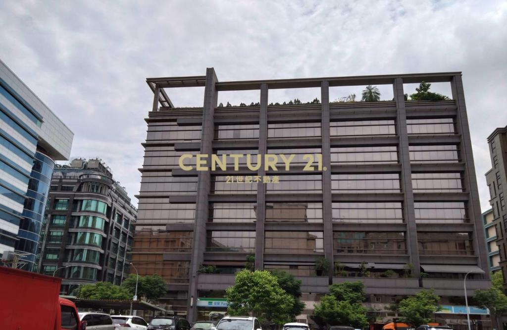 內湖陽光挑高廠辦