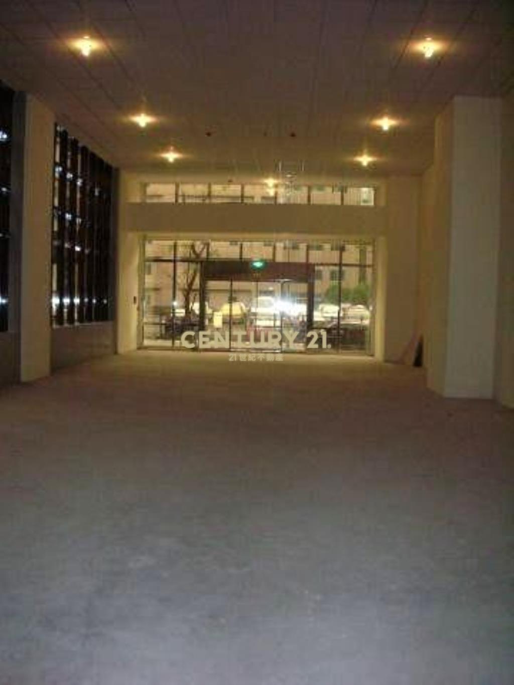 內湖陽光挑高廠辦