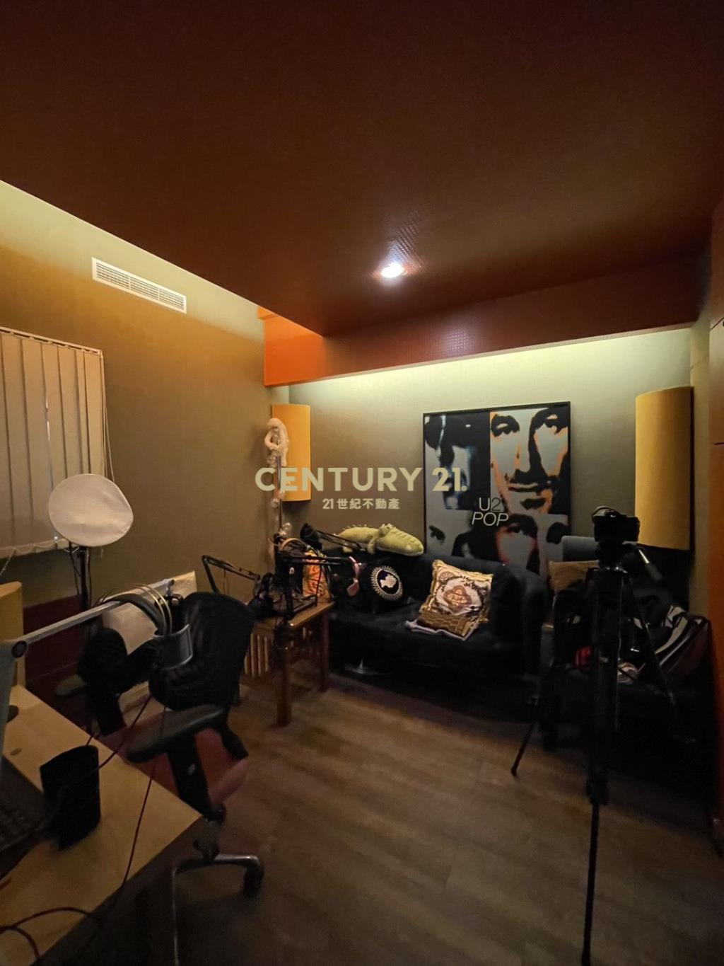 八德路三段純辦有車位