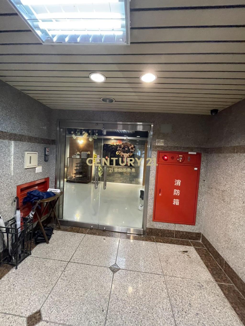 八德路三段純辦有車位