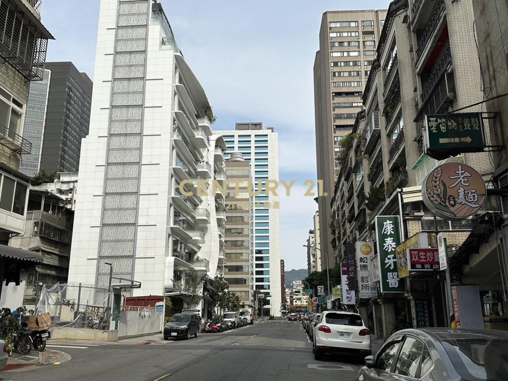 四維路邊間收租二樓