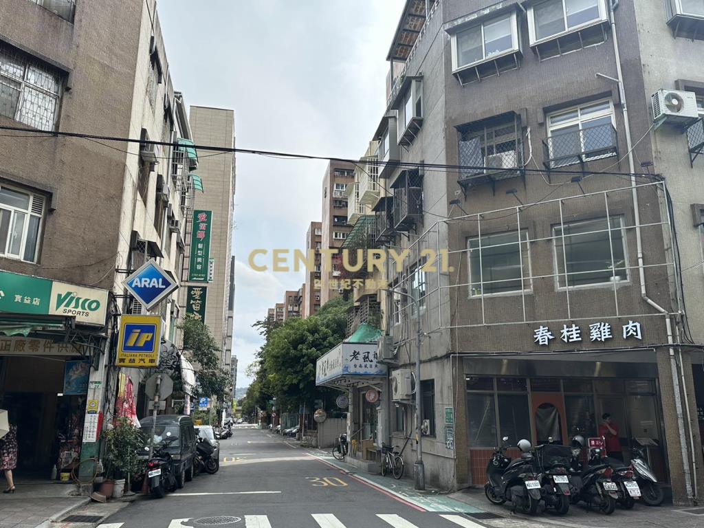 四維路邊間收租二樓