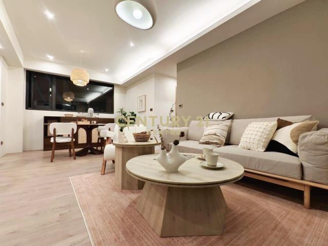 捷運中山國中極美三房