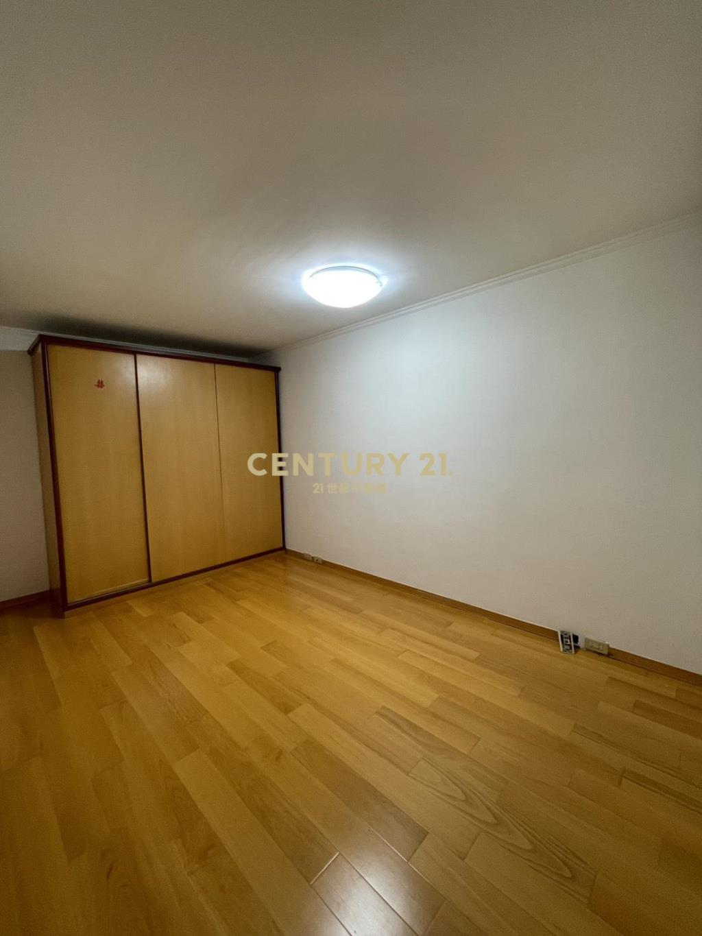 捷運都更潛力三樓公寓